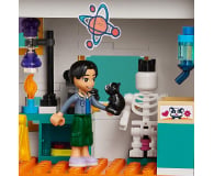 LEGO Friends 41731 Międzynarodowa szkoła w Heartlake - 1091266 - zdjęcie 3